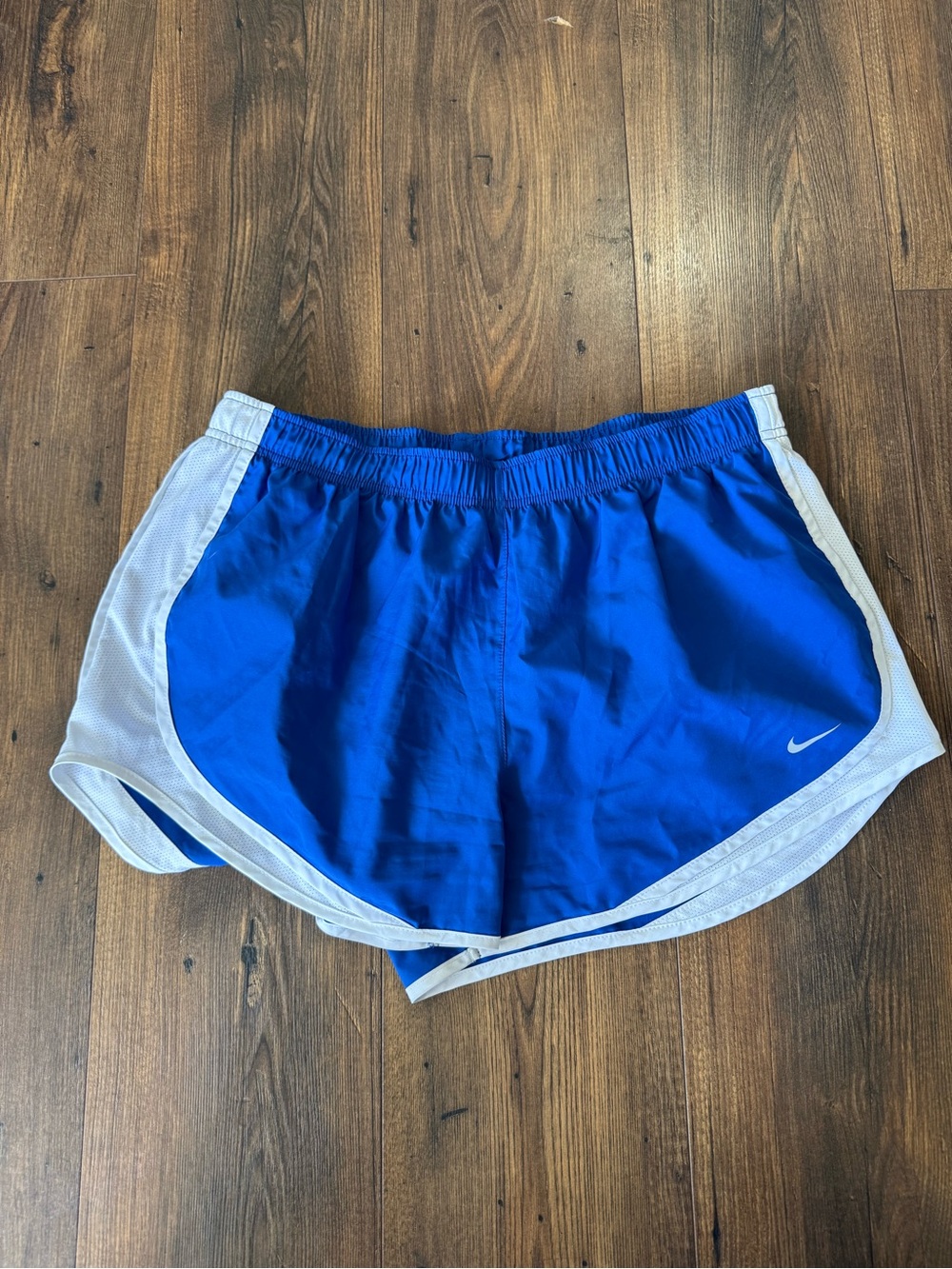 Nike Women’s Blue Tempo Running Shorts Size XL with Built in Liner